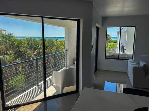 450 Beach Road Sarasota FL 34242