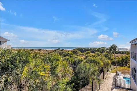 450 Beach Road Sarasota FL 34242