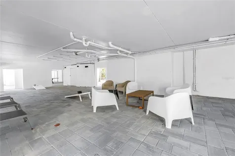 450 Beach Road Sarasota FL 34242