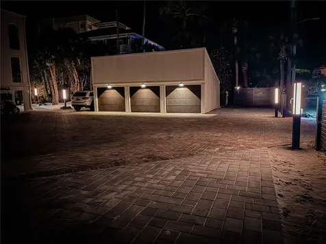 450 Beach Road Sarasota FL 34242