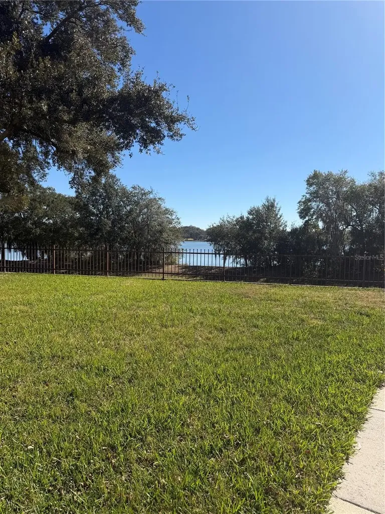 375 Lake Ontario Court Altamonte Springs FL 32701