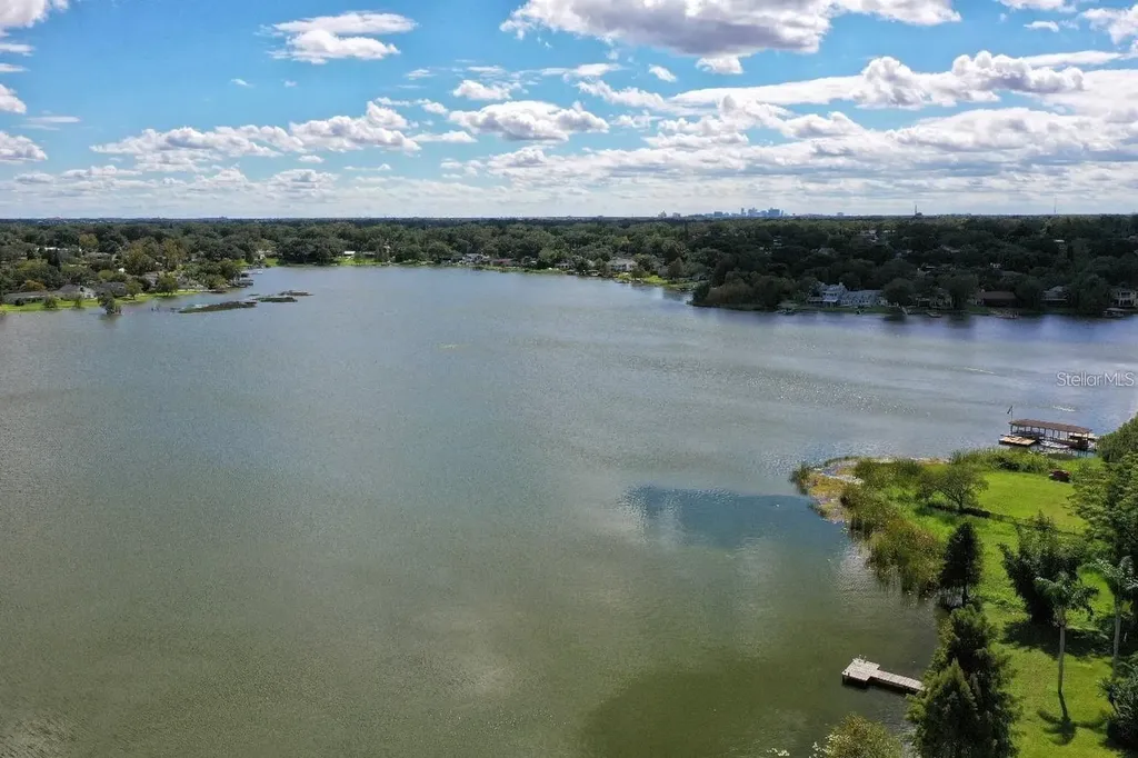 375 Lake Ontario Court Altamonte Springs FL 32701