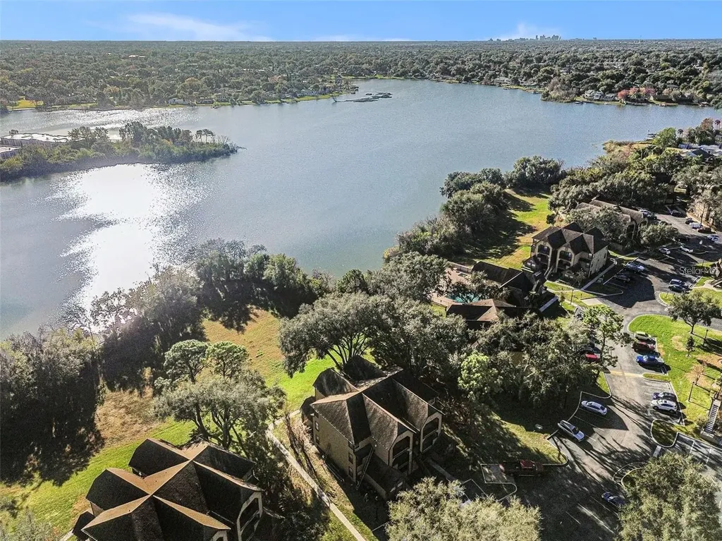 375 Lake Ontario Court Altamonte Springs FL 32701