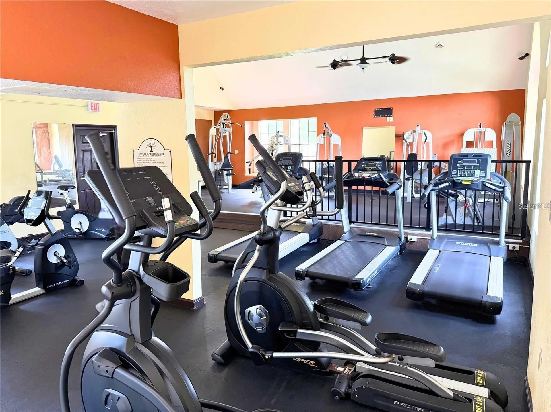 375 Lake Ontario Court Altamonte Springs FL 32701