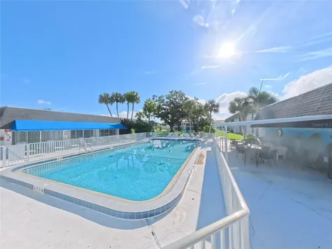 202 47th Avenue Drive W Bradenton FL 34207
