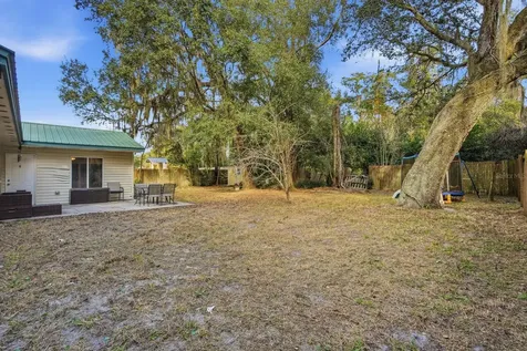 133 Crestwood Avenue Palatka FL 32177