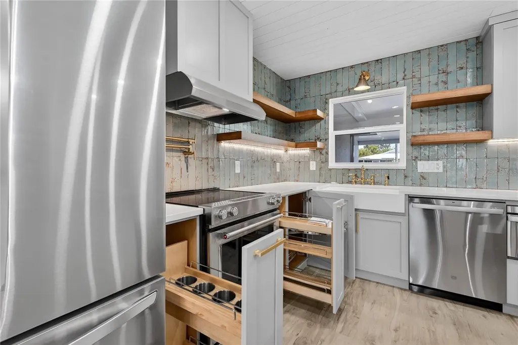 620 Fair Winds Drive Nokomis FL 34275