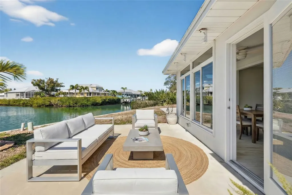 620 Fair Winds Drive Nokomis FL 34275