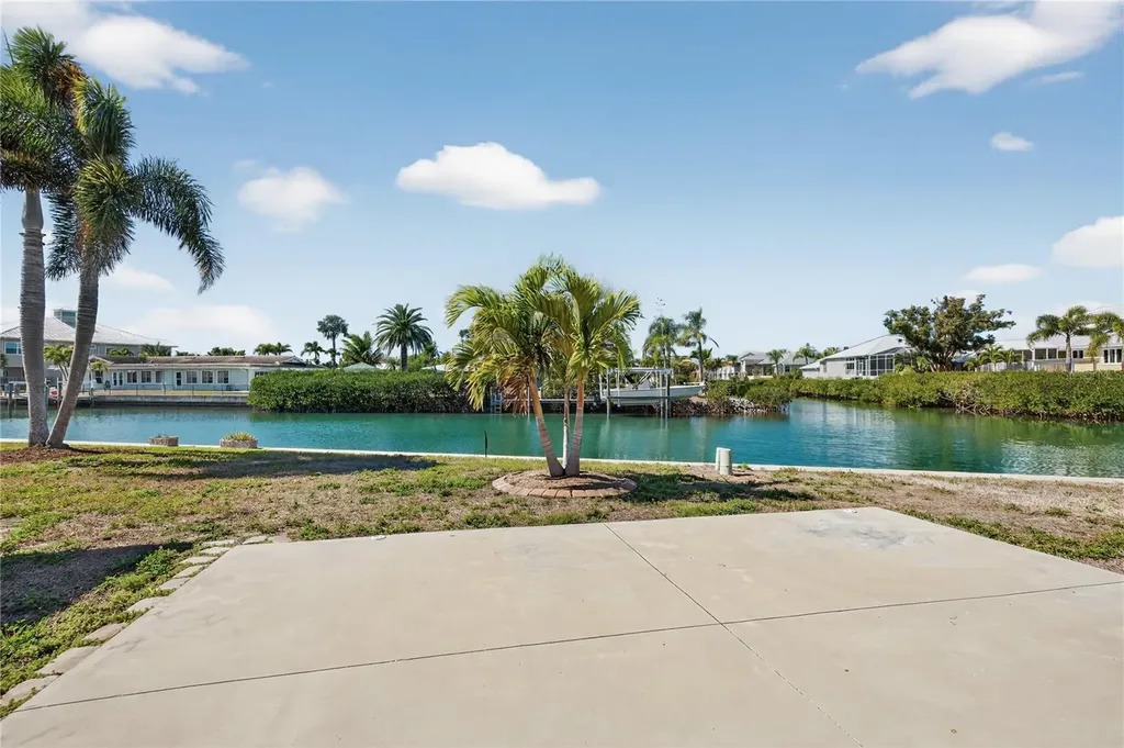 620 Fair Winds Drive Nokomis FL 34275