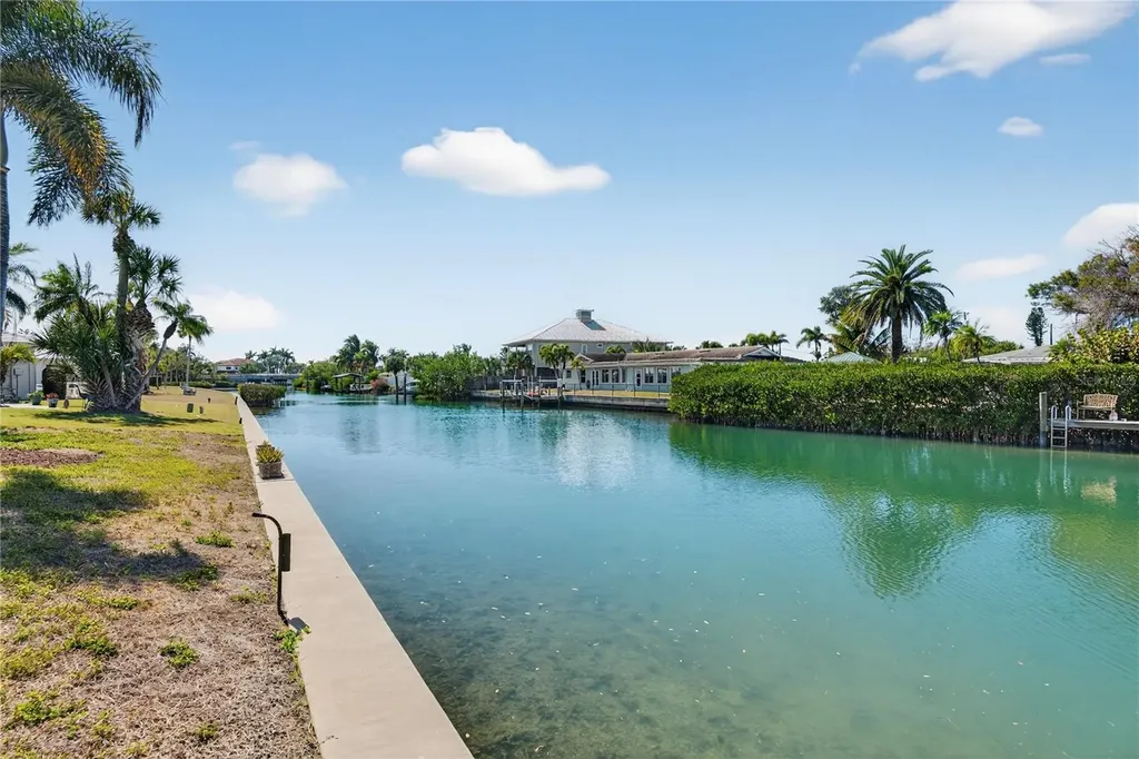 620 Fair Winds Drive Nokomis FL 34275