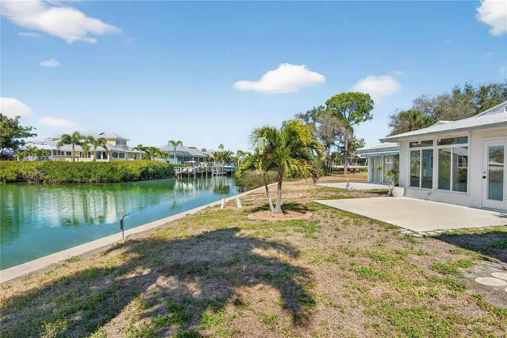 620 Fair Winds Drive Nokomis FL 34275