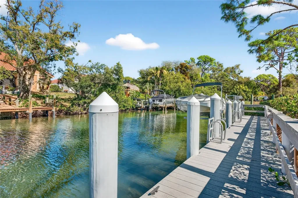 620 Fair Winds Drive Nokomis FL 34275