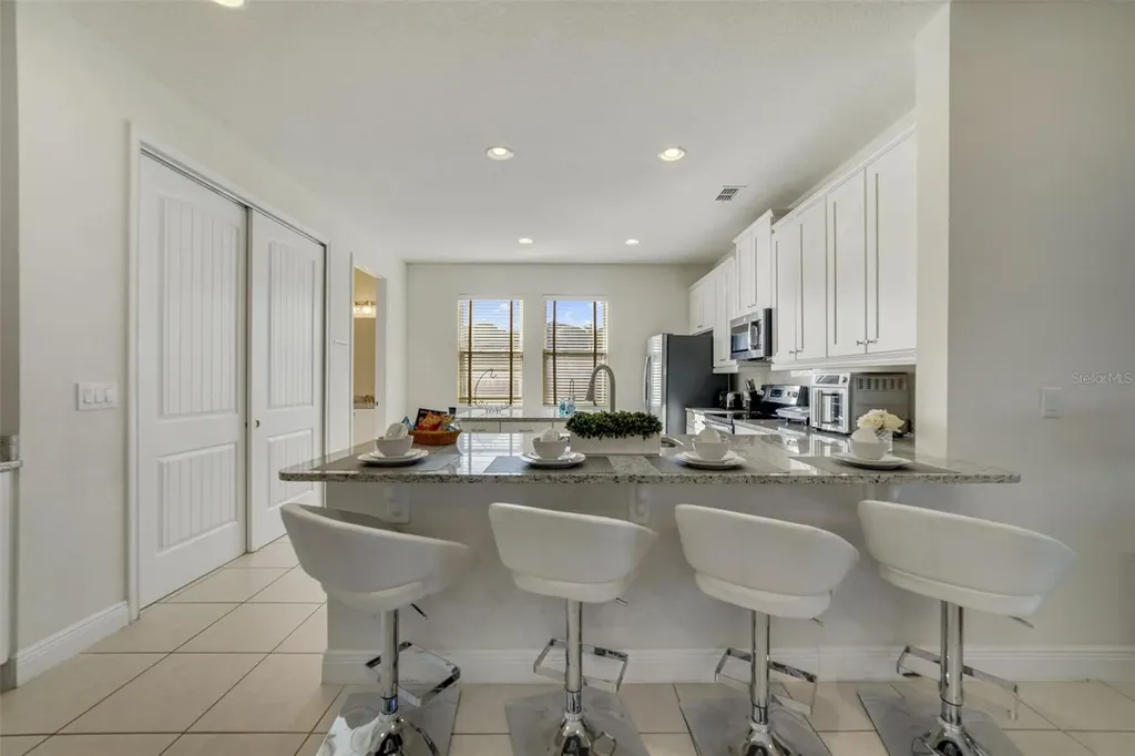 180 Minton Loop Kissimmee FL 34747