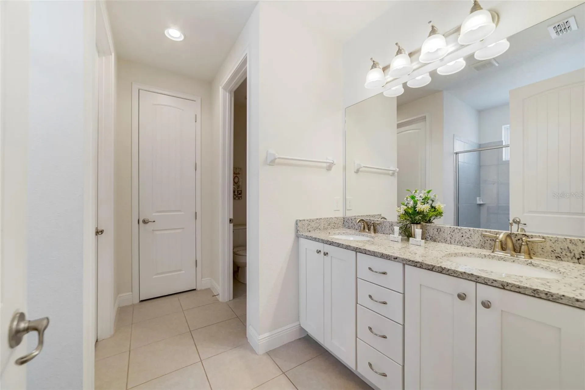180 Minton Loop Kissimmee FL 34747