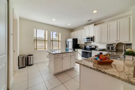 180 Minton Loop Kissimmee FL 34747