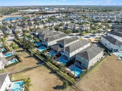 180 Minton Loop Kissimmee FL 34747