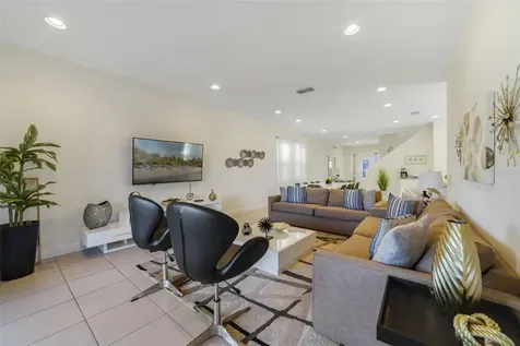 180 Minton Loop Kissimmee FL 34747
