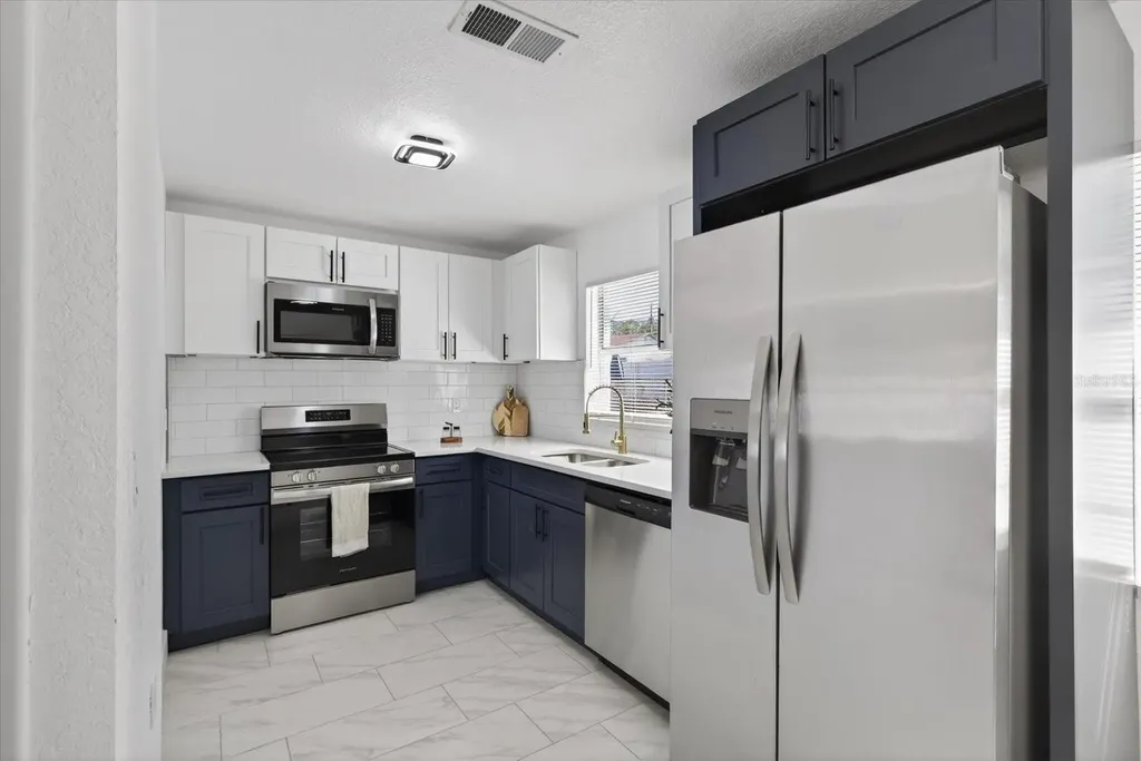 8309 Tupelo Drive Tampa FL 33637