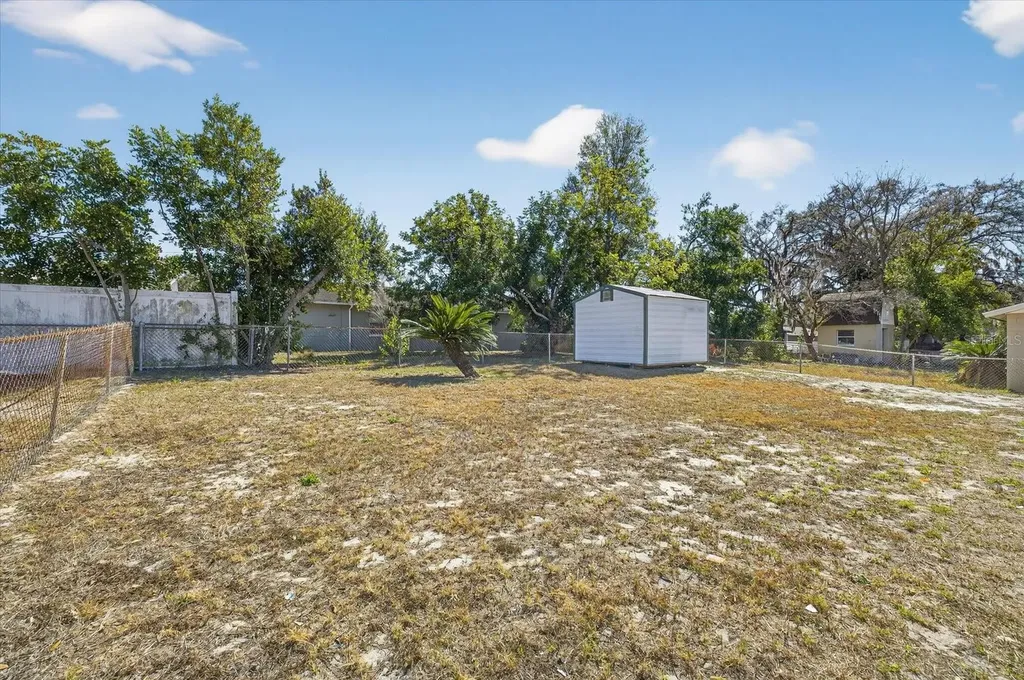 8309 Tupelo Drive Tampa FL 33637