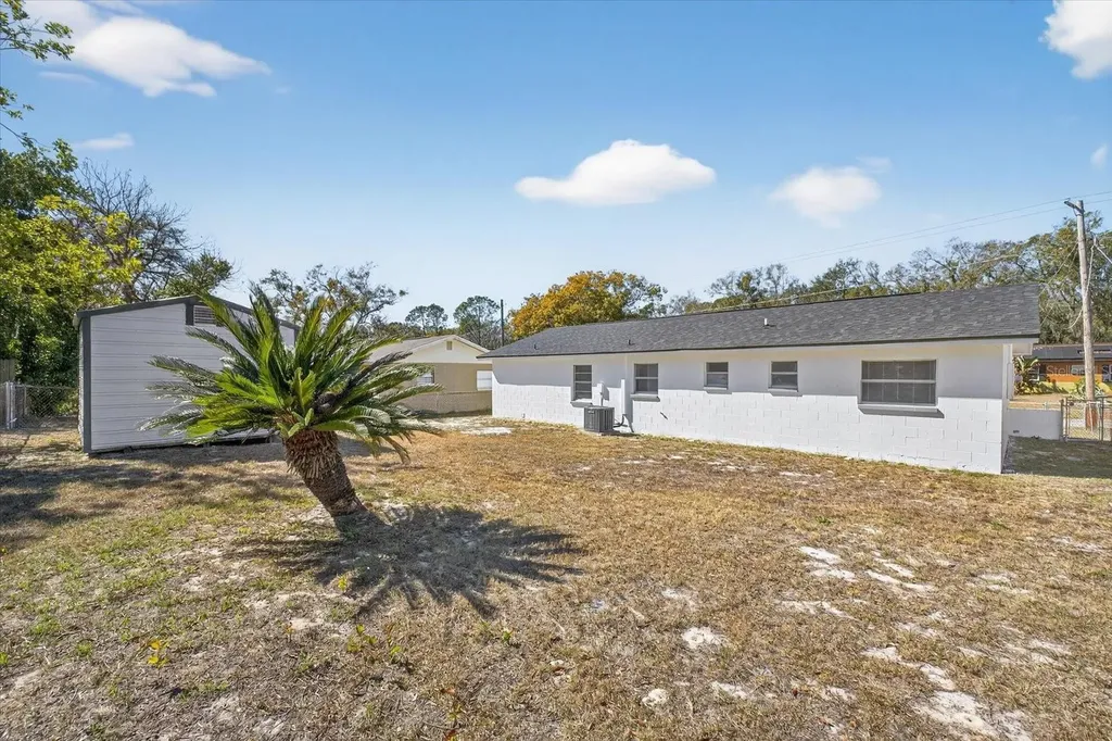 8309 Tupelo Drive Tampa FL 33637