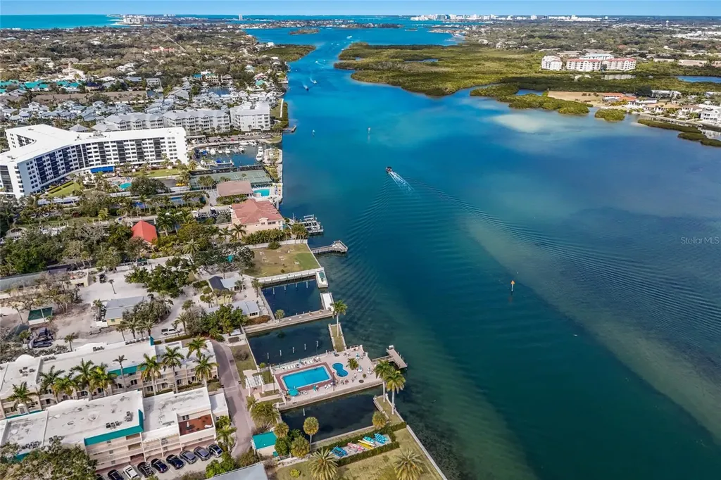 5968 Midnight Pass Road Sarasota FL 34242