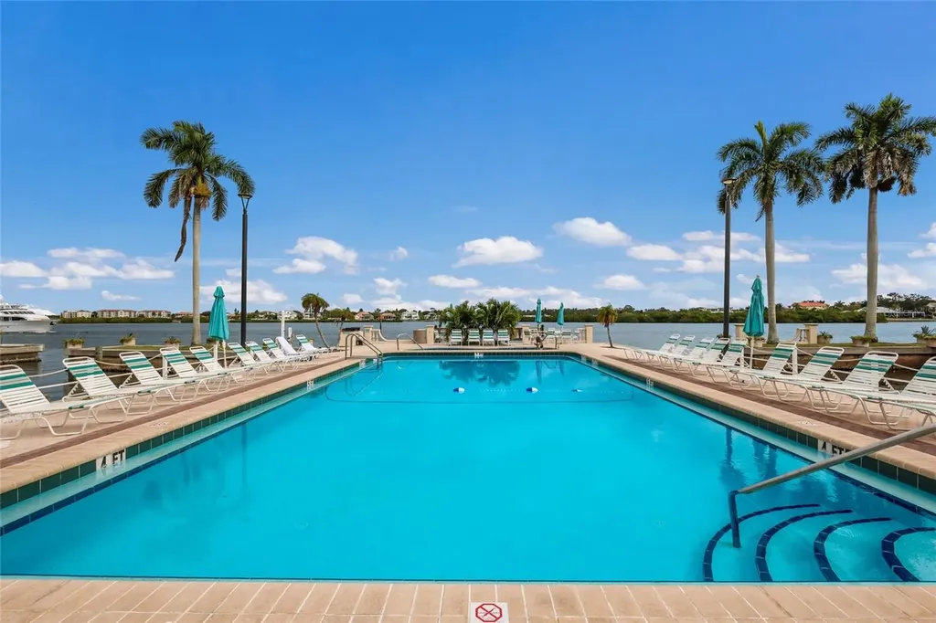 5968 Midnight Pass Road Sarasota FL 34242