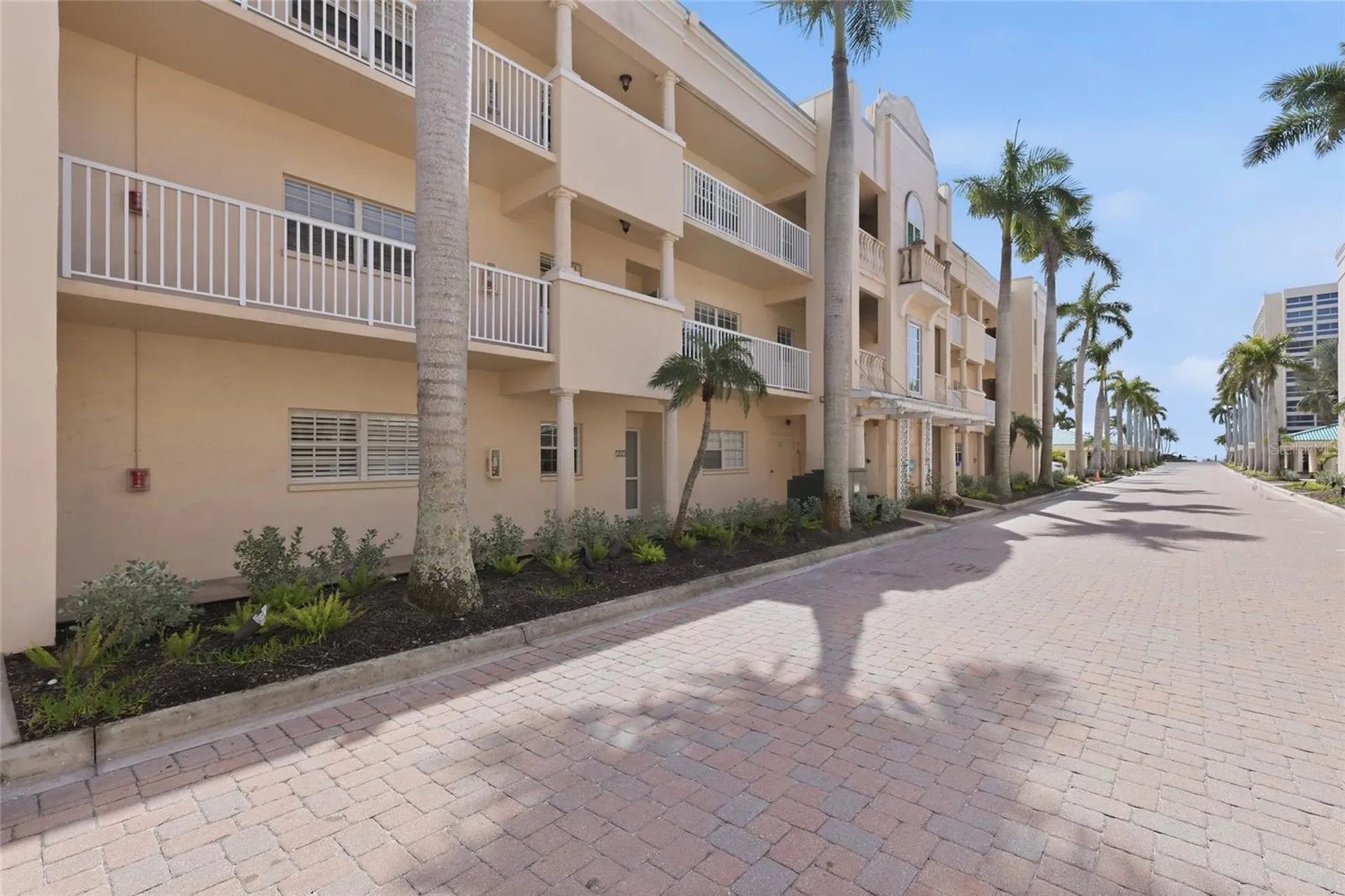 5968 Midnight Pass Road Sarasota FL 34242