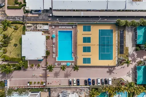5968 Midnight Pass Road Sarasota FL 34242