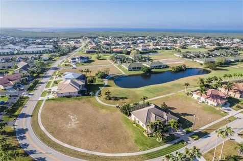 3813 3825 Bal Harbor Boulevard Punta Gorda FL 33950