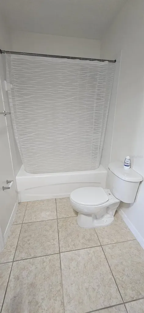 495 Las Cortes Lane Orlando FL 32824