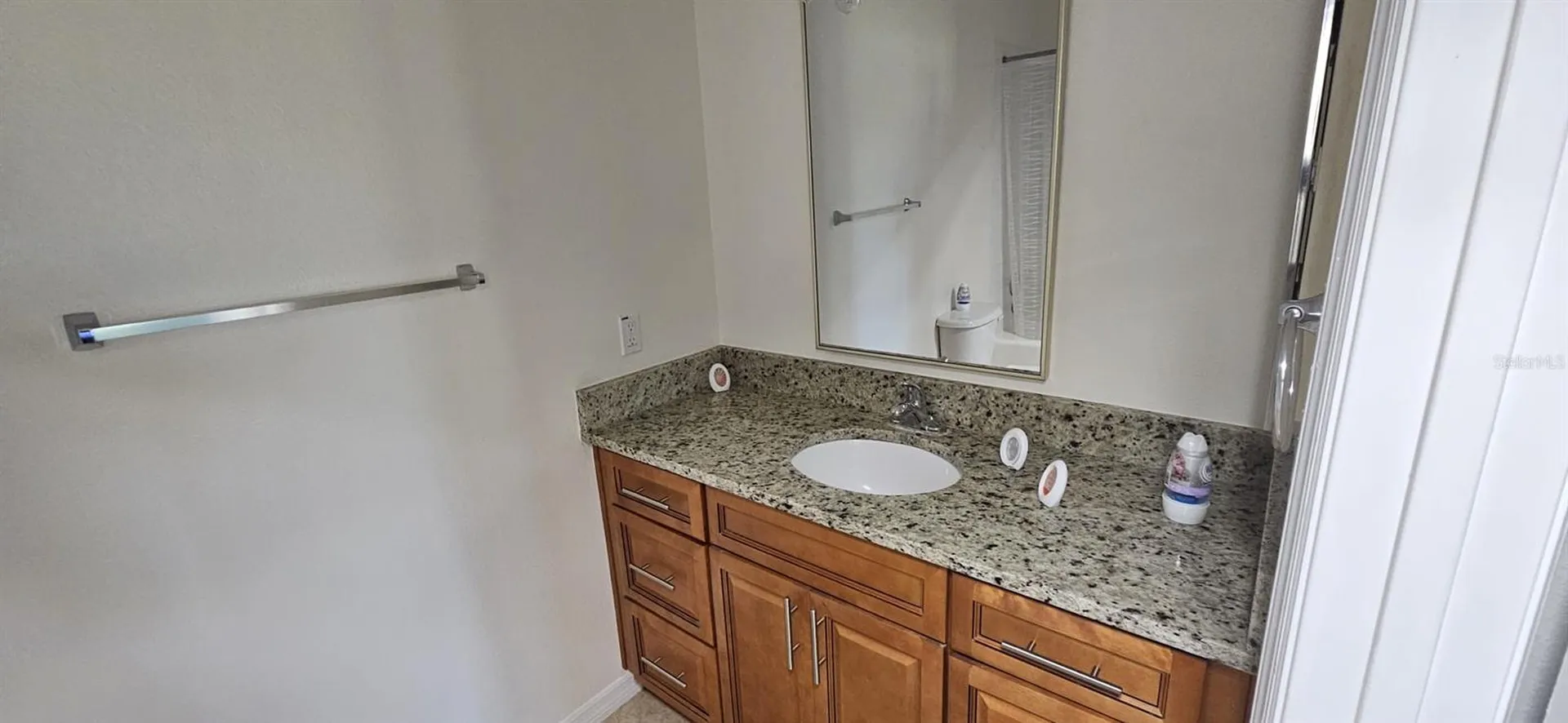 495 Las Cortes Lane Orlando FL 32824