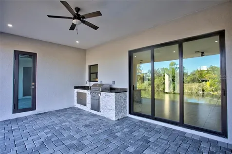 9574 Salt Lake Street Port Charlotte FL 33981