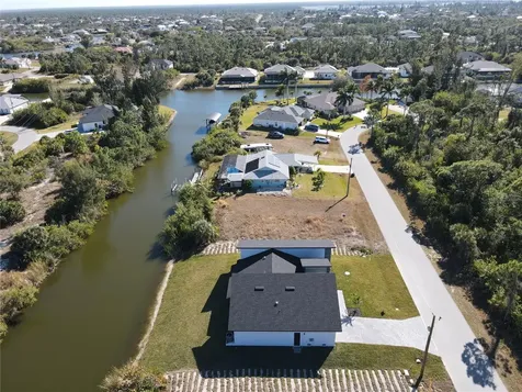 9574 Salt Lake Street Port Charlotte FL 33981