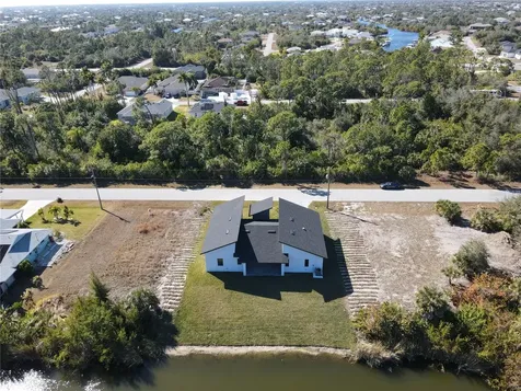 9574 Salt Lake Street Port Charlotte FL 33981