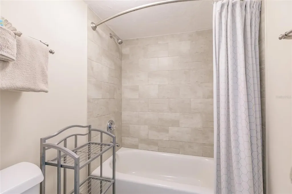 1055 W Peppertree Drive Sarasota FL 34242