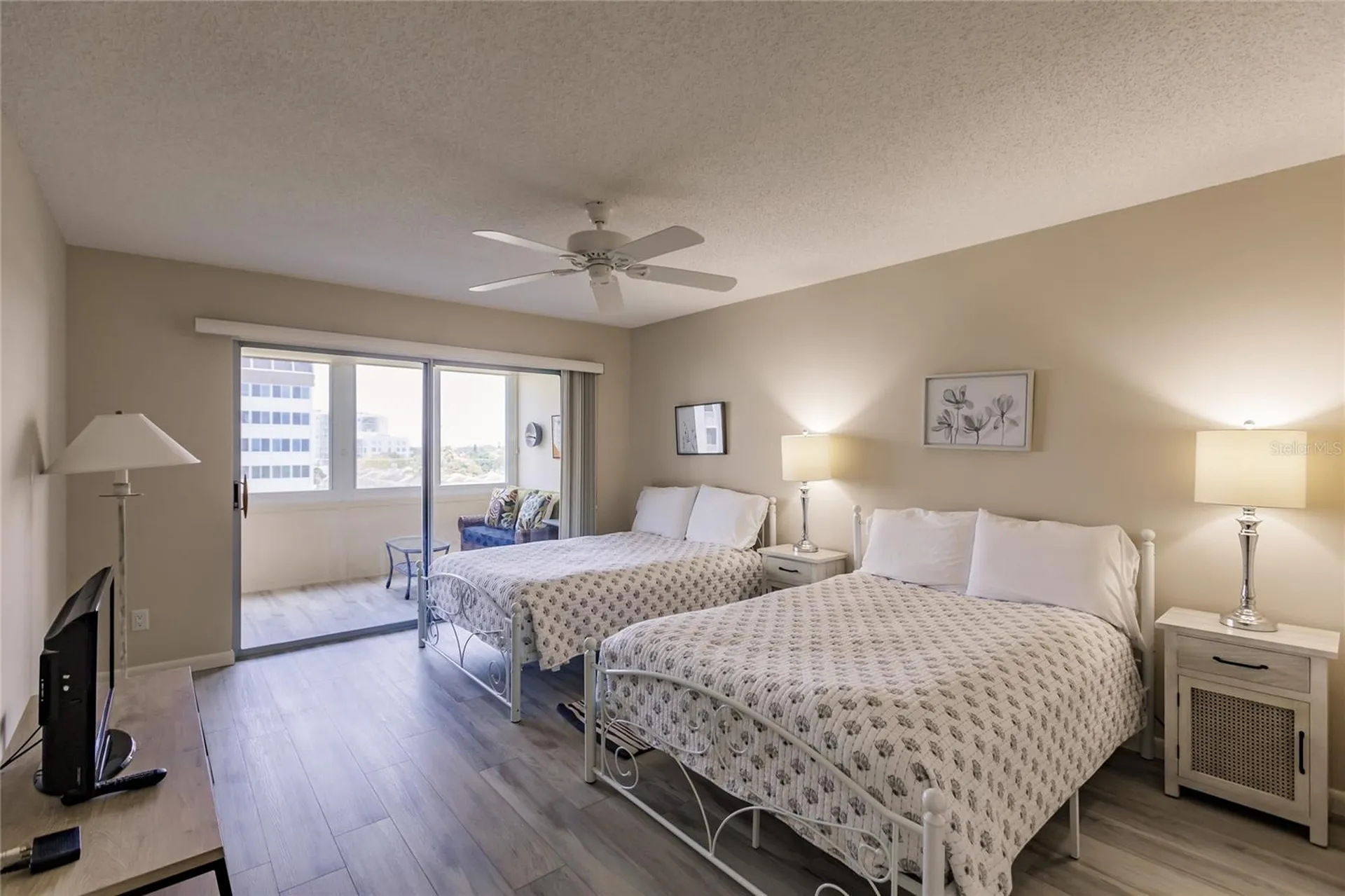1055 W Peppertree Drive Sarasota FL 34242
