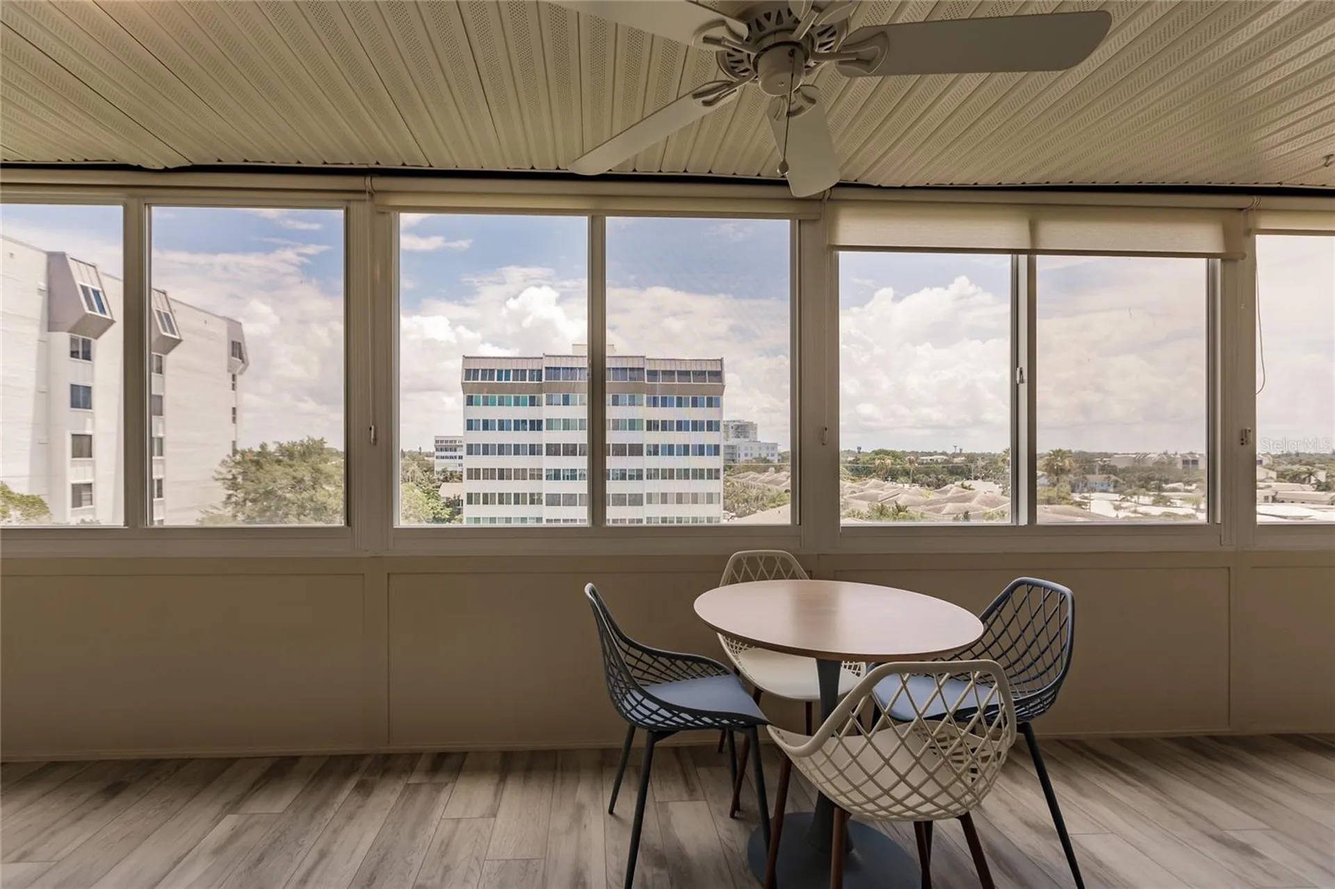 1055 W Peppertree Drive Sarasota FL 34242