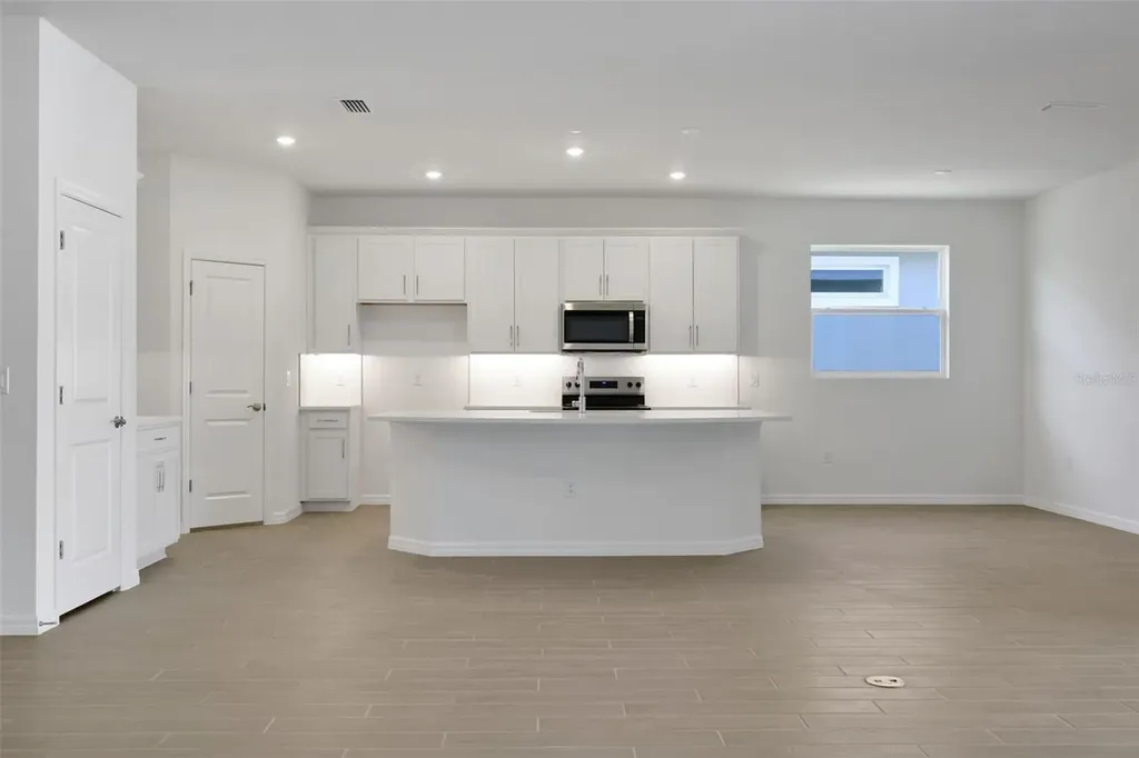 17441 Valleywood Parkway Land O Lakes FL 34638