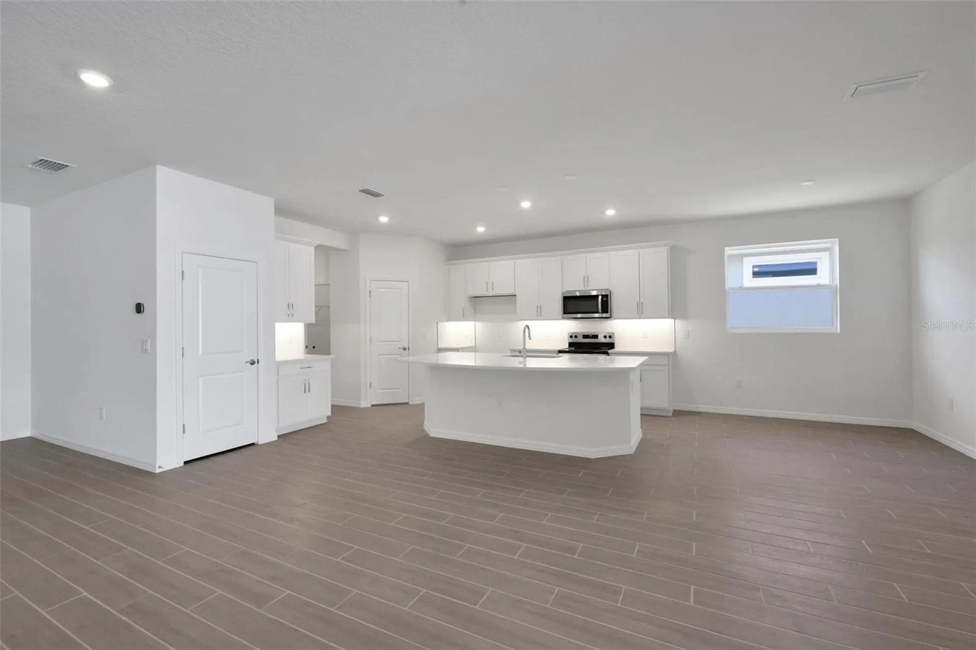 17441 Valleywood Parkway Land O Lakes FL 34638