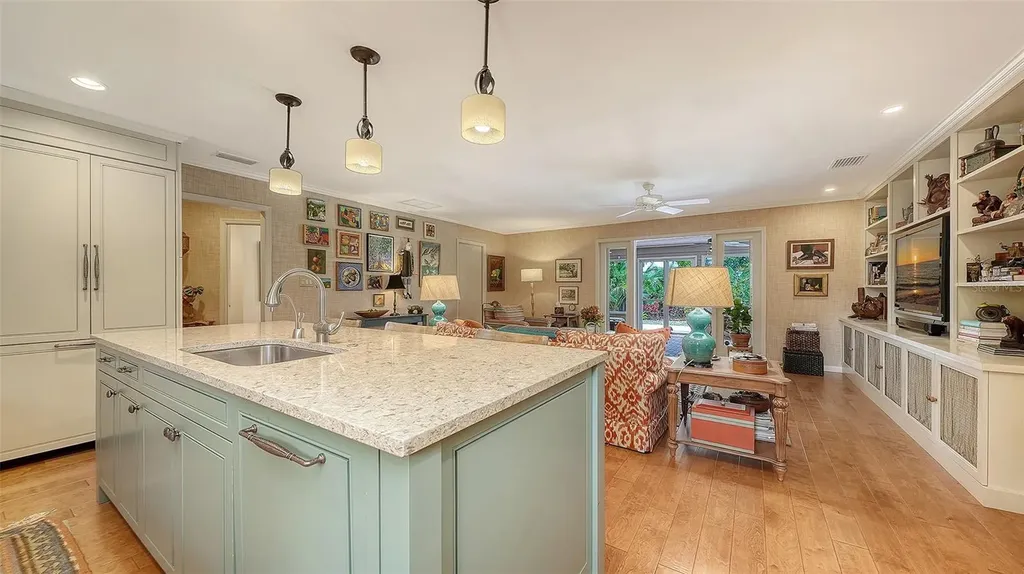1504 S Orange Avenue Sarasota FL 34239