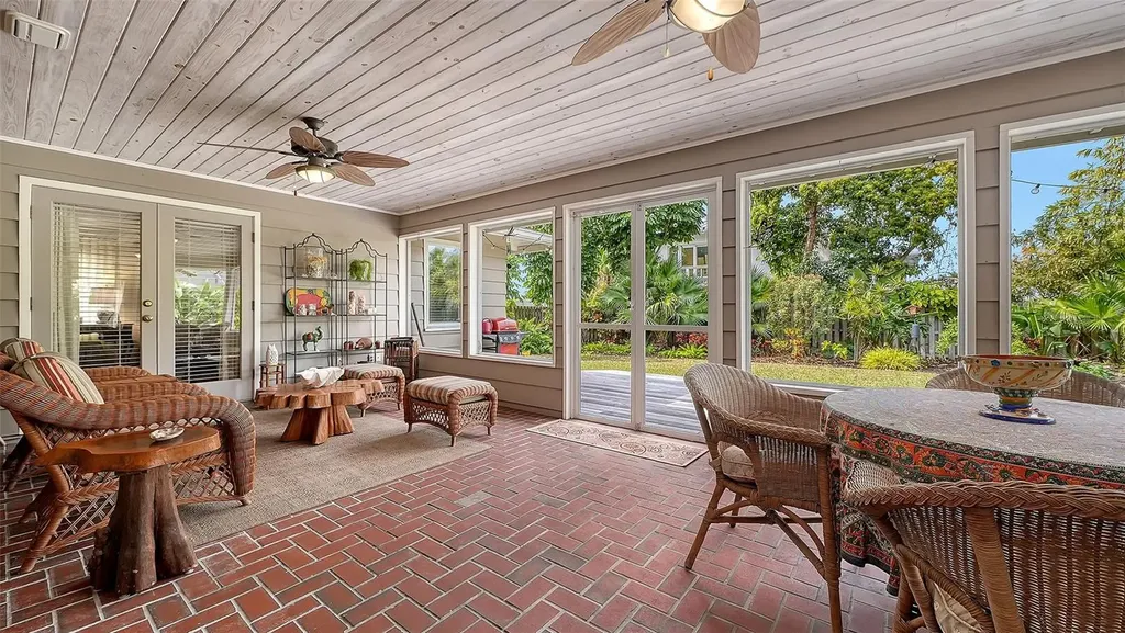 1504 S Orange Avenue Sarasota FL 34239