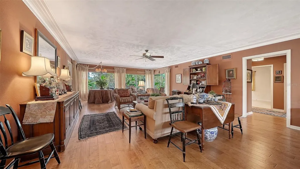 1504 S Orange Avenue Sarasota FL 34239