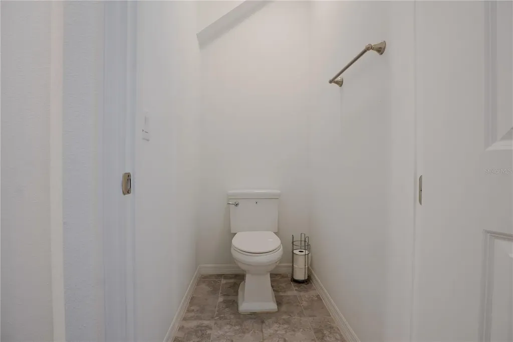 6332 Laurelcrest Glen Palmetto FL 34221