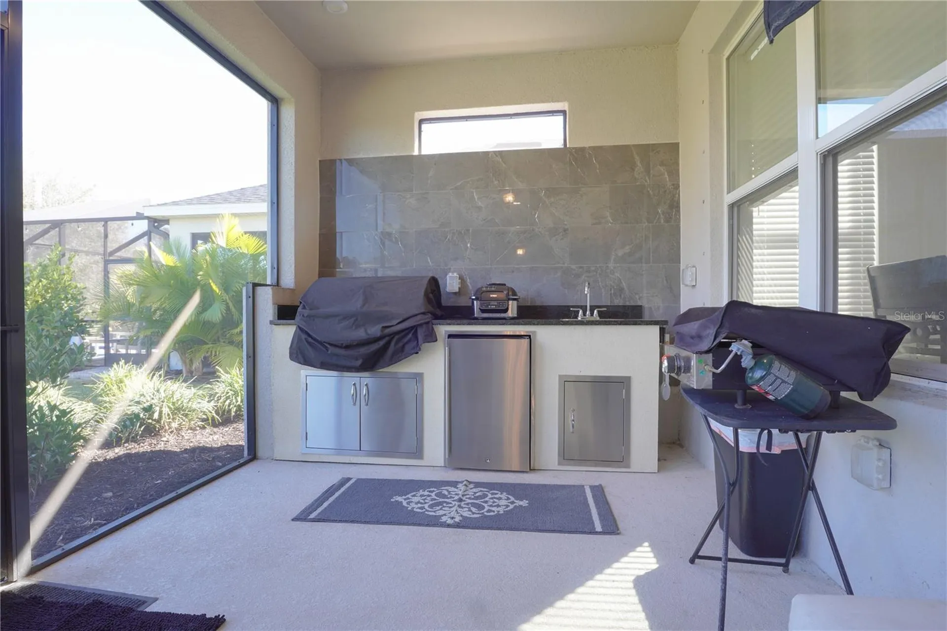 6332 Laurelcrest Glen Palmetto FL 34221