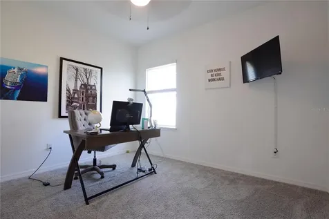 6332 Laurelcrest Glen Palmetto FL 34221