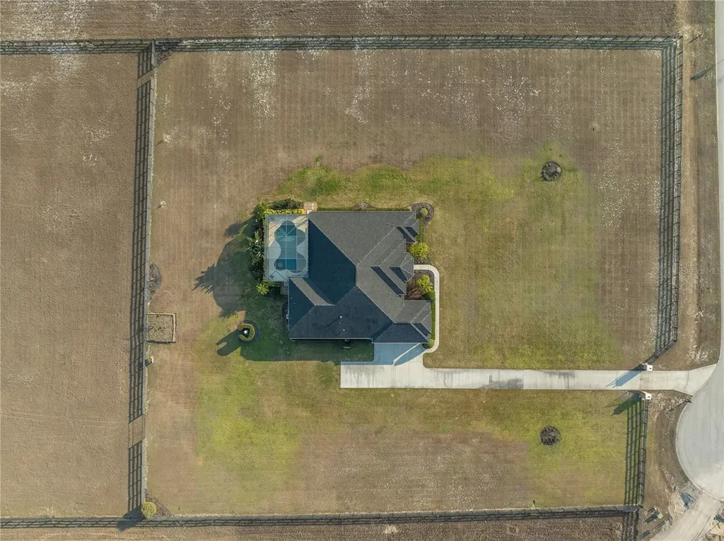 29222 Can Do Lane Tavares FL 32778