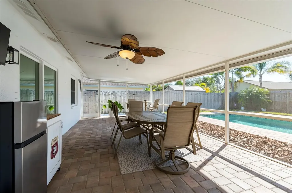 8194 124th Terrace Largo FL 33773