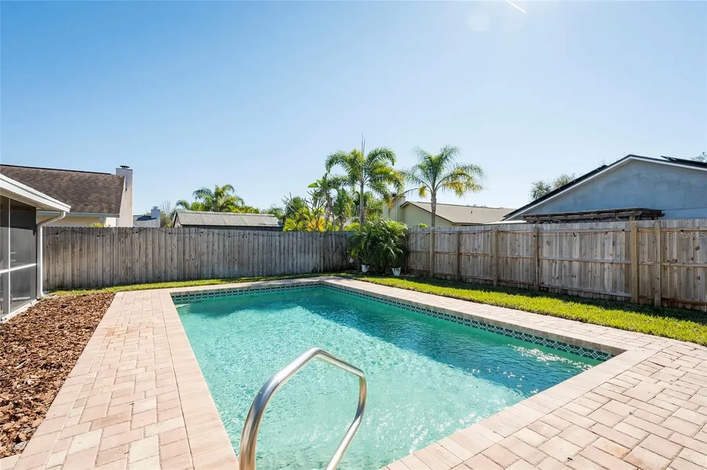 8194 124th Terrace Largo FL 33773