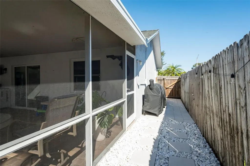 8194 124th Terrace Largo FL 33773