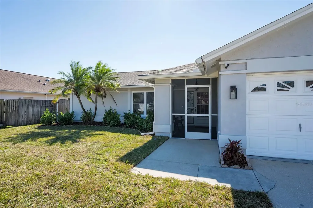 8194 124th Terrace Largo FL 33773